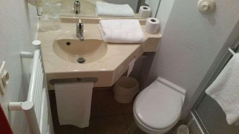 Brit Hotel Sarreguemines Room photo